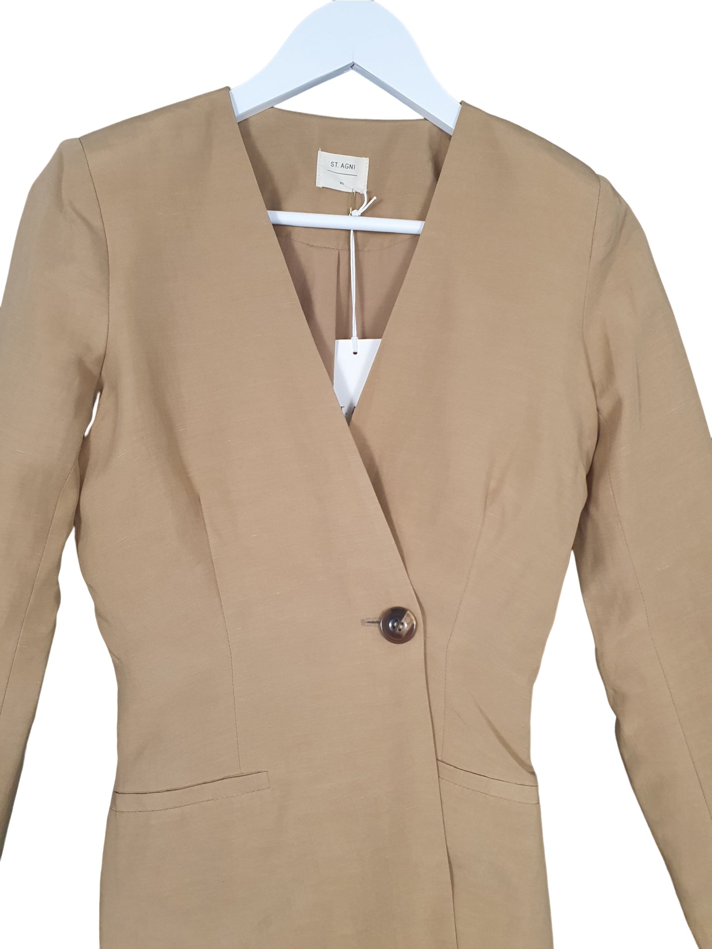 Second hand St Agni Taille Blazer available at Restitched